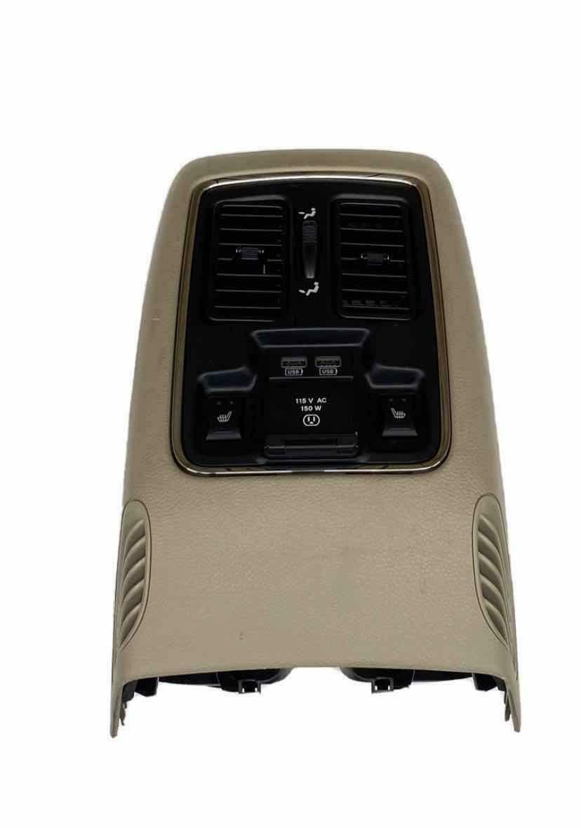 2014 2017 JEEP GRAND CHEROKEE REAR CONSOLE AC VENTS ASSY TAN