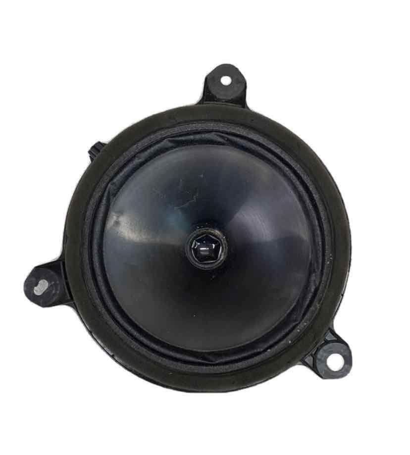 20 TOYOTA COROLLA TWEETER SPEAKER ASSY OEM 861601A210 – INSIDE AUTO