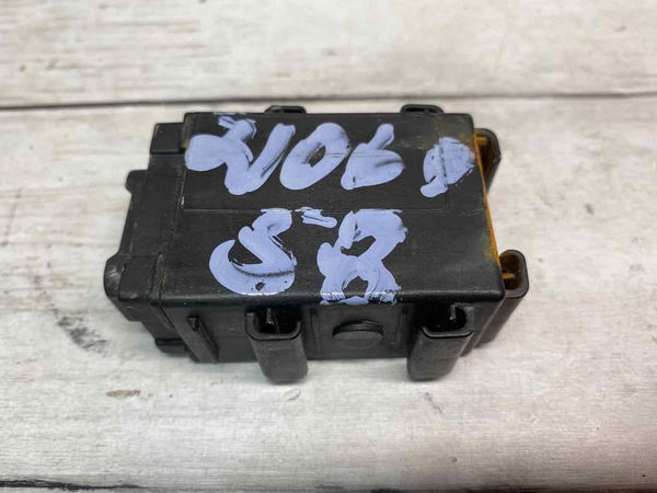 Nissan Pathfinder gateway control module 2013 to 2020 unit assy OEM 284T29UF0A