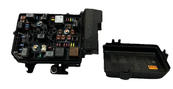 2023 CHEVROLET EQUINOX ENGINE FUSE BOX RELAY BLOCK ASSEMBLY OEM 87867005