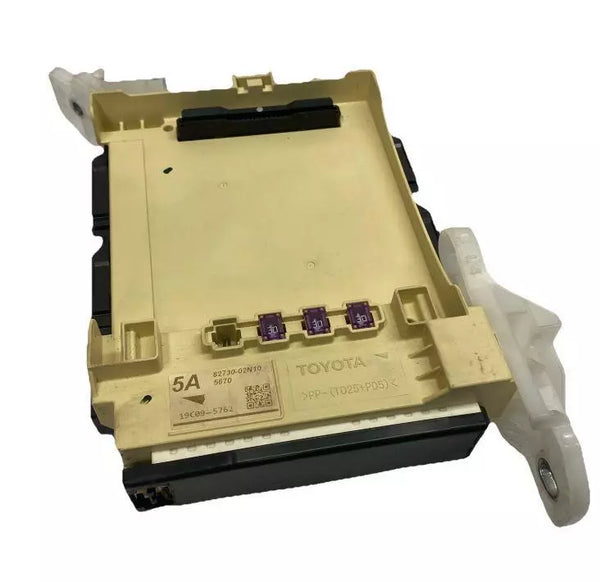2020 TOYOTA COROLLA JUNCTION BOX FUSE RELAY BLOCK BOX ASSEMBLY OEM 8273002N10