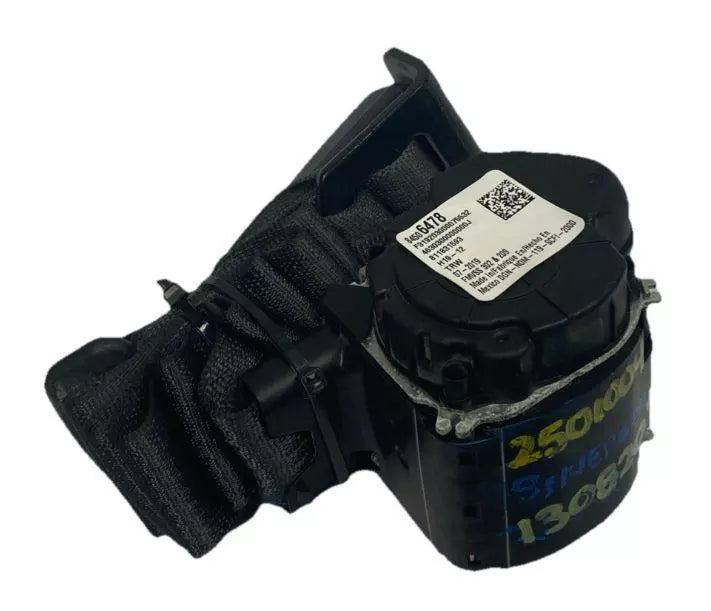 19 20 21 22 23 CHEVROLET SILVERADO 1500 CINTURÓN DE SEGURIDAD TRASERO CENTRAL ASSY OEM 84506478