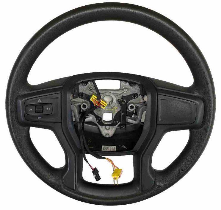 Volante Chevrolet Silverado 19 22 s/ couro c/ controle cruz OEM 84946358