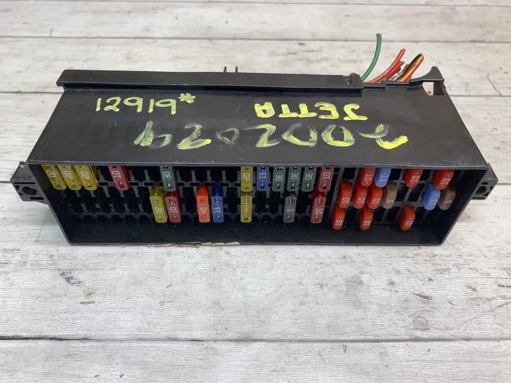 australian customs cigarettes ABF officers prove a real drag to ciggie smugglers; visas gone in a puff of smoke australian customs cigarettes ABF officers prove a real drag to ciggie smugglers; visas gone in a puff of smoke