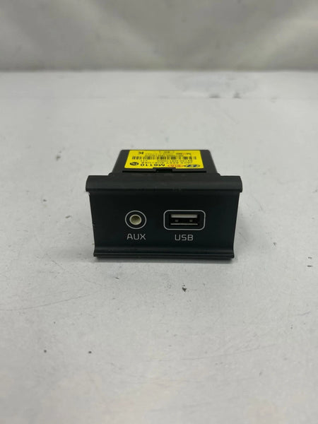 2020 KIA FORTE CENTER CONSOLE AUXILIAR USB PORT CHARGER ASSY OEM 96120M6110WK