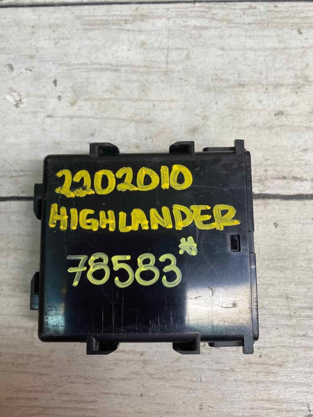 2020 TOYOTA HIGHLANDER FRONT WIPER RELAY CONTROL MODULE UNIT OEM 8594048080