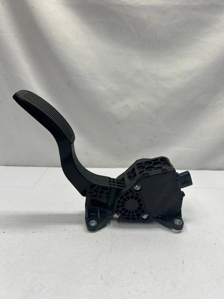 2020 TOYOTA COROLLA ACCELERATOR PEDAL PEDAL ASSEMBLY OEM 7811012100