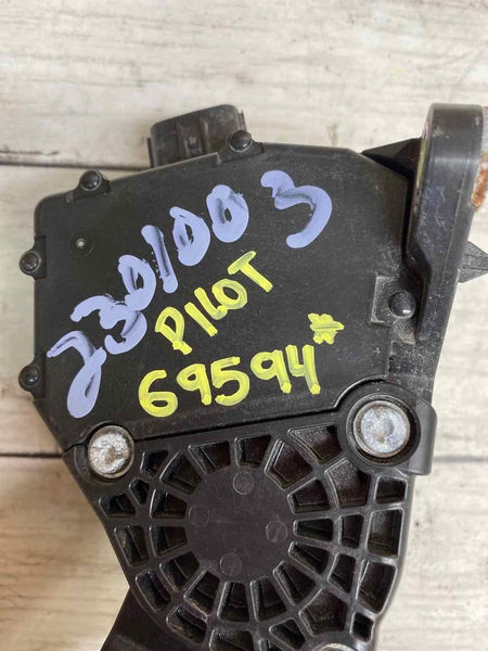 Conjunto de pedal de acelerador para Toyota Corolla 2.0L SE 2020, OEM 7811012100