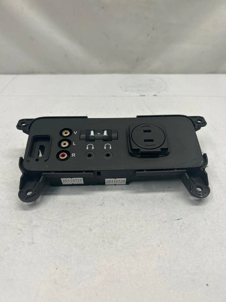 2016 HONDA PILOT REAR CENTER CONSOLE AUX HDMI USB PORT HUB