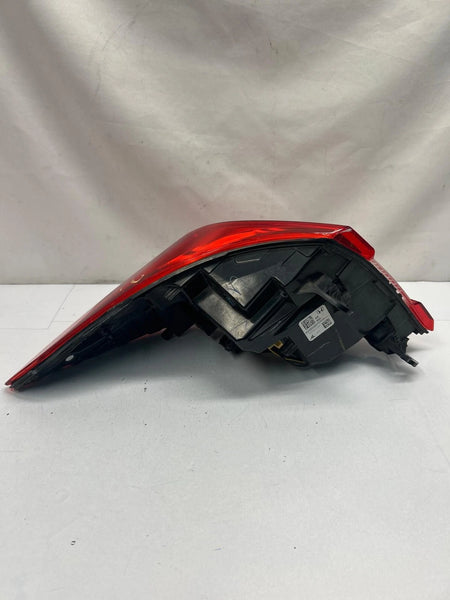 18 22 HONDA ACCORD TAIL LIGHT RIGHT QUARTER PANEL MOUNTED TURBO OEM 33500TVAA01