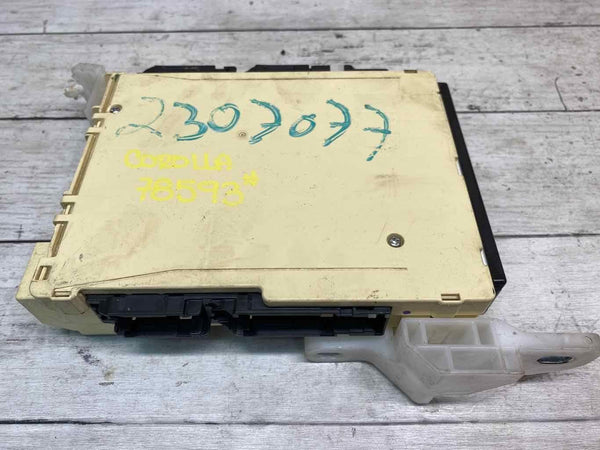 Toyota Corolla body control 20 22 bcm & junction box assy 8922102580 827002N10