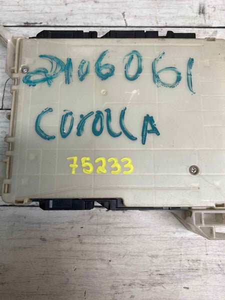 Toyota Corolla multi network 19 22 hatchback bcm junction 8922112J30 8273012N90