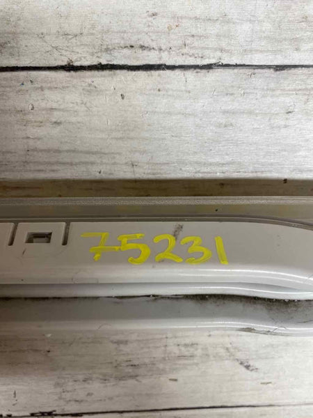 20 22 TOYOTA COROLLA SEDAN LUZ DIURNA LATERAL ESQUERDA FRONTAL OEM 812B002010