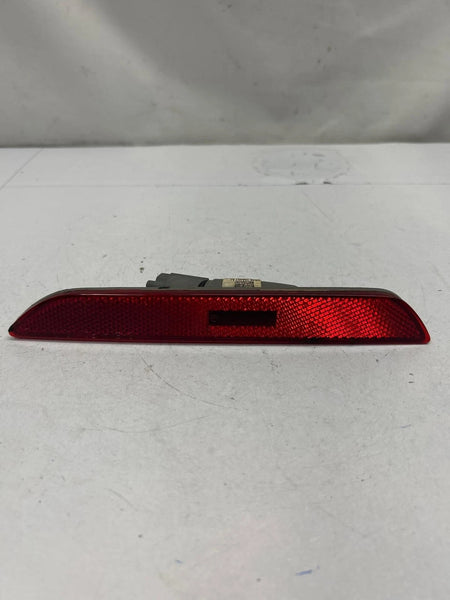 2020 FORD MUSTANG REAR LIGHT REFLECTOR LEFT SIDE ASSY