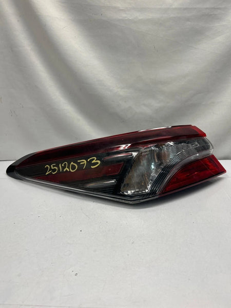 2018 TO 2024 TOYOTA CAMRY TAIL LIGHT LEFT SIDE QUATER PANEL INCANDESCENT 8156006720