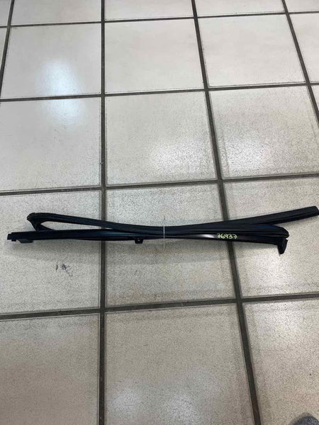 Faixa d'água Toyota Camry 2018 2023 moldura lateral esquerda traseira OEM 6815206170