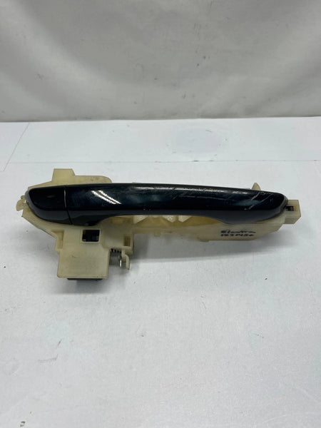 2017 TO 2020 HYUNDAI ELANTRA DOOR HANDLE OUTSIDE REAR RIGHT SIDE SEDAN OEM 82661G3010