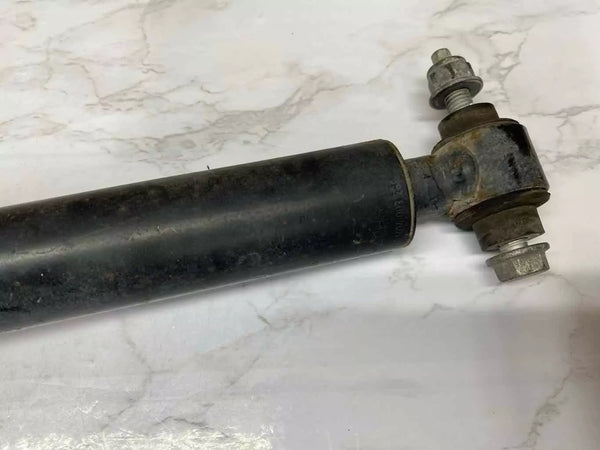 2014 15 16 17 18 19 MERCEDES CLA250 APOYO TRASERO DERECHO LADO DEL PASAJERO APOYO OEM 182043260598