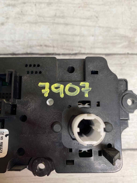 11 14 VOLKSWAGEN JETTA NO GLI HVAC MÓDULO DE CONTROLE DO AQUECEDOR AC OEM 5C0820047