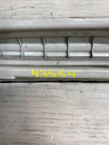 20 22 TOYOTA COROLLA SEDAN LH FRONT LEFT DAYTIME RUNNIN LAMP OEM 812B012010