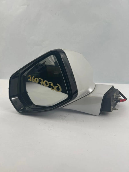 2019 2025 CHEVROLET BLAZER DOOR MIRROR LEFT TURN SIGNAL 84294428 140X WHITE