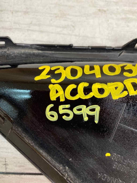 BISEL DE LUZ ANTINIEBLA DEL PARACHOQUES DELANTERO IZQUIERDO DEL HONDA ACCORD 2021 OEM 71107TVAF100