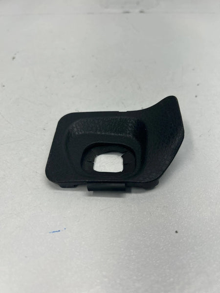 2019 TOYOTA HIGHLANDER STEERING WHEEL RIGHT PASSENGER SIDE LOWER COVER TRIM