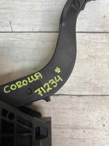 2020 TOYOTA COROLLA SEDAN 1.8L PEDAL ACCELERATOR OEM ASSY 7811002220