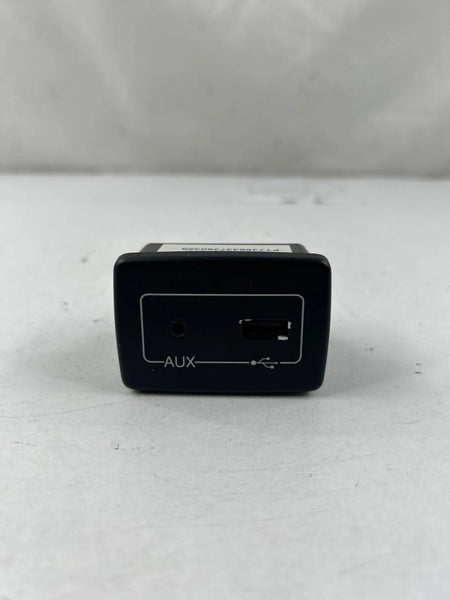 2016 DODGE RAM VAN PROMASTER CITY PORT CHARGER & AUXILIAR ASSY OEM 7200498829