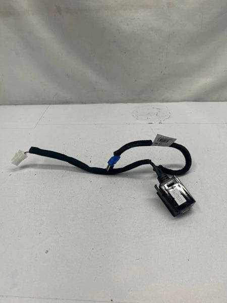 2023 HYUNDAI ELANTRA AUXILIAR USB PORT CHARGER ASSY OEM 96120AA0204X