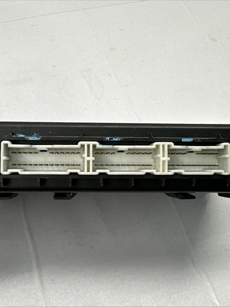 2018 HYUNDAI SANTA FE BODY CONTROL BCM MODULE ASSEMBLY OEM 954004Z310 SWB SPORT