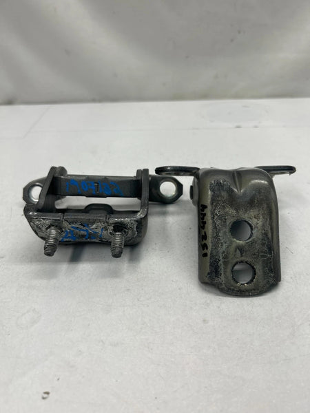 2019 NISSAN SENTRA DOOR HINGE REAR LEFT SIDE ASSY OEM 1120009