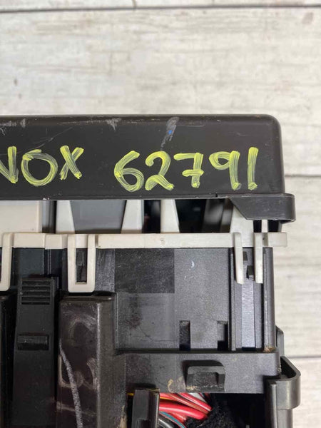 2019 CHEVY EQUINOX POWER DISTRIBUTION FUSE BOX RELAY MODULE OEM 35048788