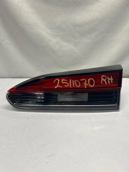 2022 2023 2024 2025 TOYOTA COROLLA TAIL LIGHT LED LIFTGATE MOUNTED RIGHT SIDE