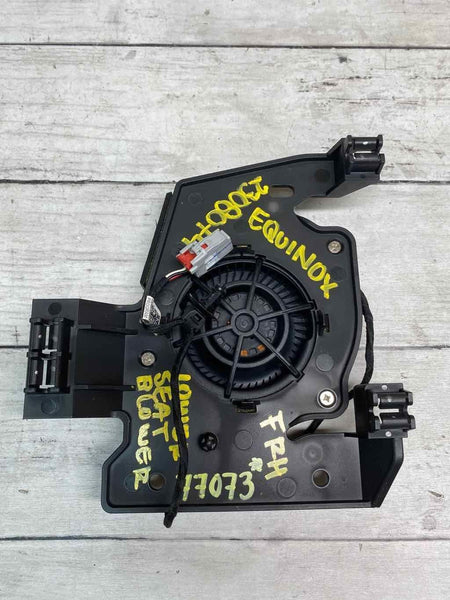 Soprador de almofada de assento Chevy Equinox 2018 2020 frente lado direito OEM 84554682