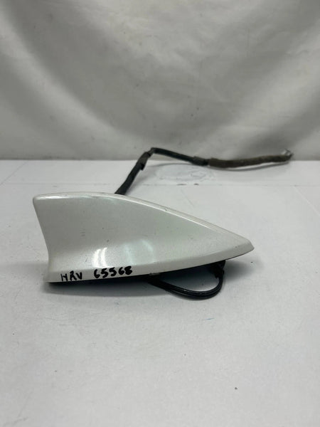 19 22 HONDA HRV RADIO ANTENNA ROOF SHARK FIN EX-L NAVIGATION NH883PX WHITE/GRAY