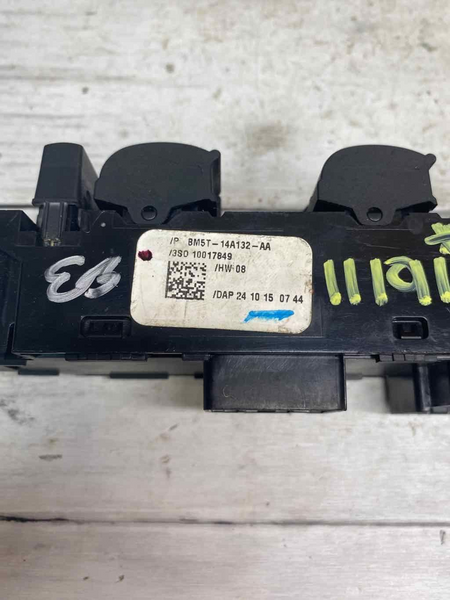 FORD ESCAPE 13-19 CONJUNTO DE INTERRUPTOR DE VENTANILLA MAESTRA DEL CONDUCTOR DELANTERO OEM BM5T14A132AA