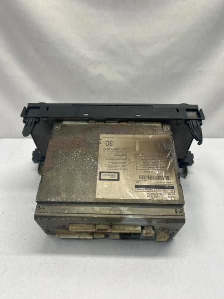 2017 2018 2019 TOYOTA HIGHLANDER RADIO AM FM DISPLAY RECEIVER ONLY FOR PARTS