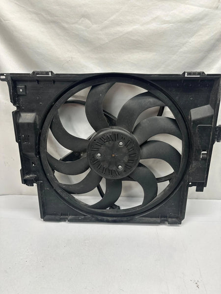 2017 TO 2020 BMW 430I ELECTRIC COOLING MOTOR FAN ASSEMBLY OEM 600 WATT 8641947