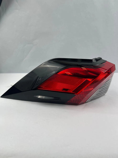 2019 TO 2025 TOYOTA RAV-4 TAIL LIGHT QUARTER PANEL LEFT SIDE ASSY OEM 8156142220