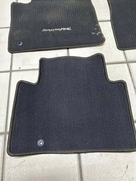 2017 HYUNDAI SANTA FE FLOOR MATS COMPLETE SET OF 4 MATS OEM 4ZF14AC100 B8F14AC000