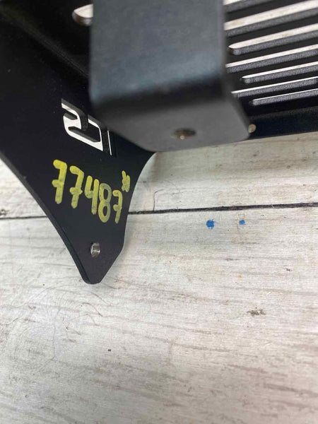 SOPORTE DE GPS DELANTERO OEM PARA TOYOTA 4RUNNER 2017