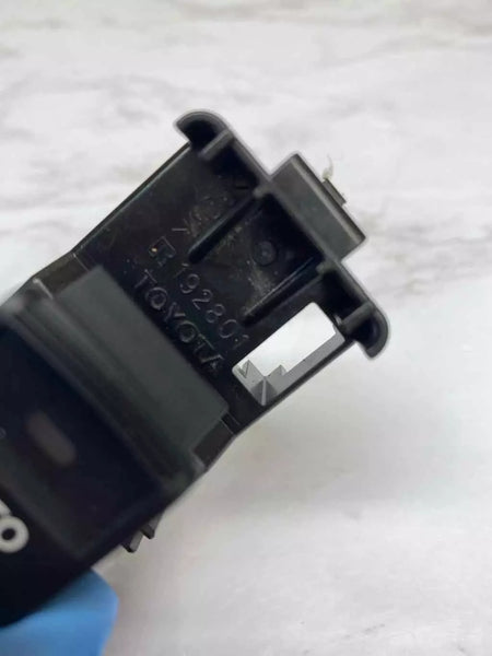20 21 22 23 24 TOYOTA 4RUNNER INTERRUPTOR DE VENTANA TRASERO DERECHO LADO DEL PASAJERO CONJUNTO OEM 192801