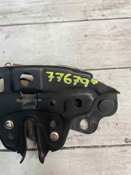 Nissan Rogue Sport atuador de trava do capô 2019 assy OEM