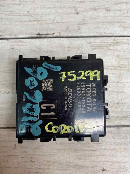 2020 TOYOTA COROLLA WINDSHIELD WIPER RELAY CONTROL MODULE OEM 8594012230