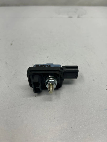 2019 TOYOTA RAV-4 IMPACT SENSOR ASSY OEM 8983a33010