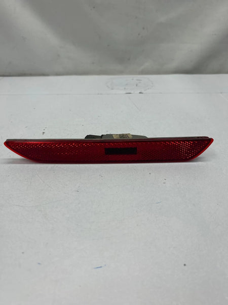 2020 FORD MUSTANG REAR LIGHT REFLECTOR RIGHT SIDE ASSY