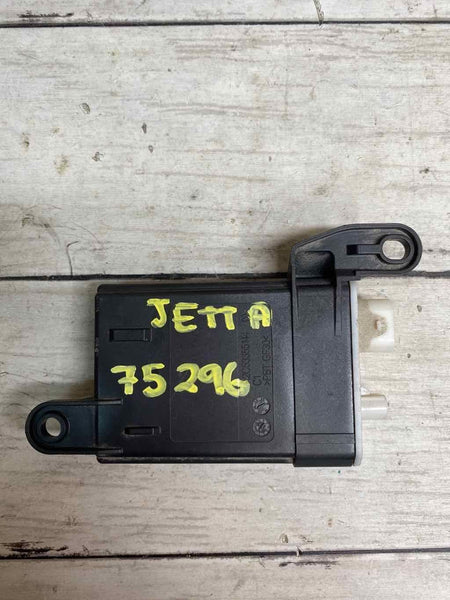 2015 VOLKSWAGEN JETTA NO GLI FRONT RIGHT OCCUPANT DETECTION MODULE 5C6959339B