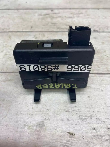 20 21 22 CHEVROLET TRAIL BLAZER KEYLESS ENTRY RECEIVER CONTROL UNIT OEM 13540045