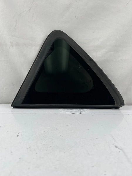 2014 TO 2019 KIA SOUL QUARTER GLASS WINDOW RIGHT SIDE ASSY OEM 43R019700